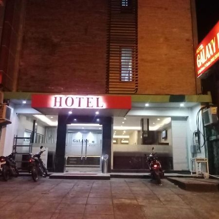 Galaxy Inn Baubau Exteriér fotografie