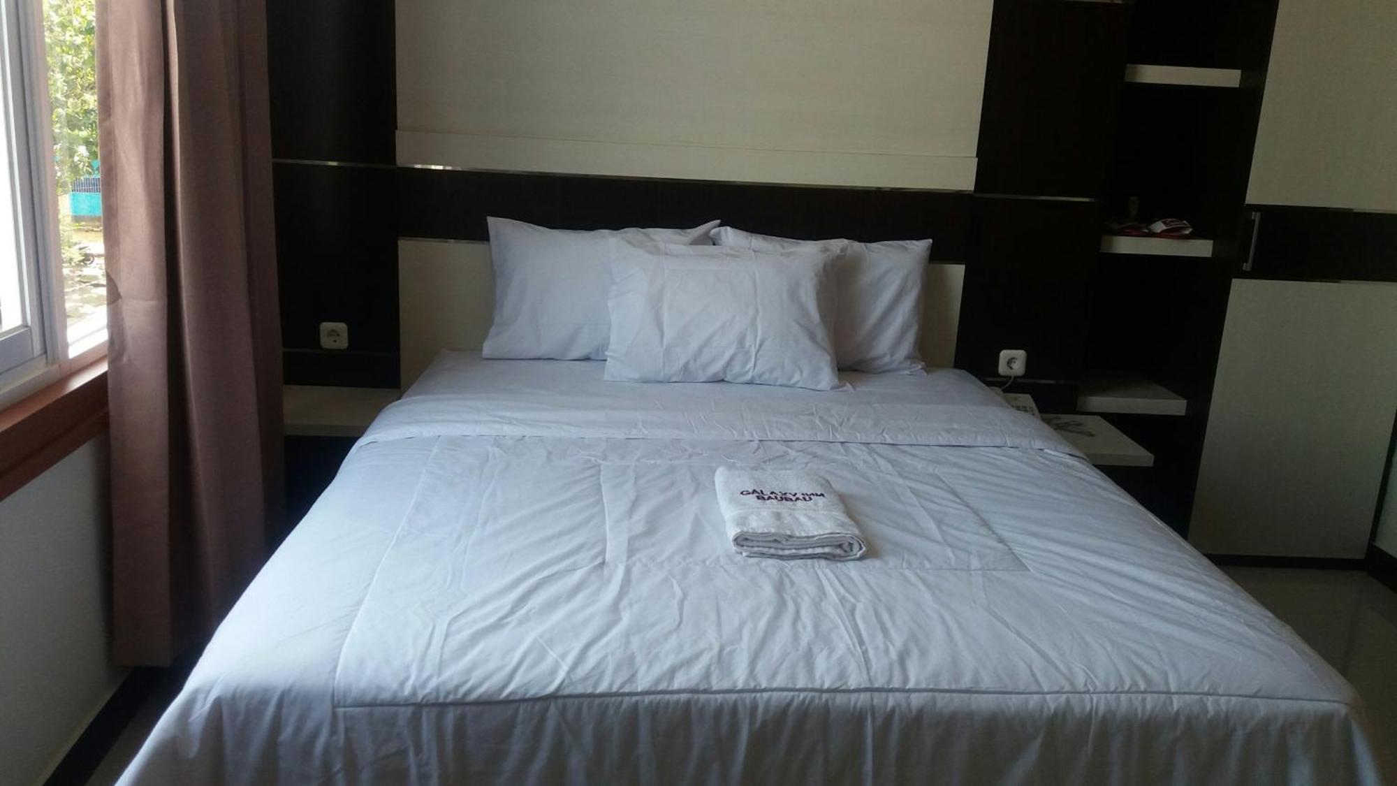 Galaxy Inn Baubau Exteriér fotografie